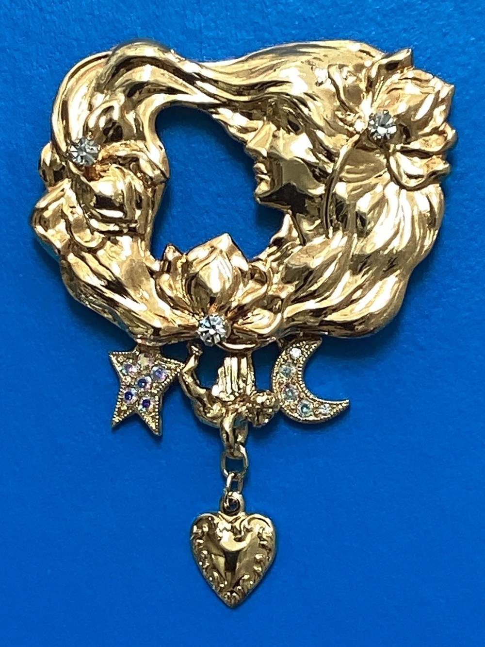 Vintage Kirks Folly brooch art nouveau
Whimsigoth ethereal celestial glam fairy